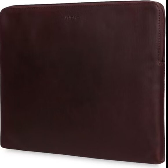 Knomo Brown Leather Sleeve for Laptop 0r Tablet (45-102-/45-101)/45-100) - Picture 3 of 3